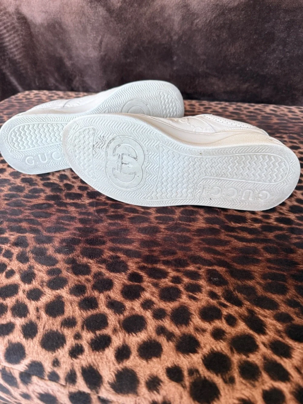Gucci Cream/Gold Platform Leather Sneakers - Picture 4 of 4